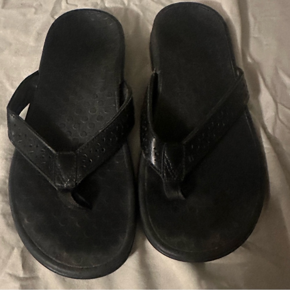 Vionic Flip Flops - image 3